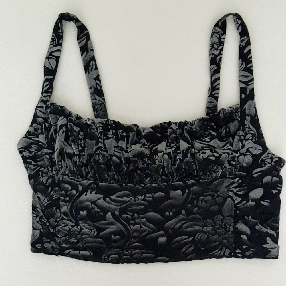 🖤 Urban Outfitters Black Floral Velvet Crop Top - Size Large
